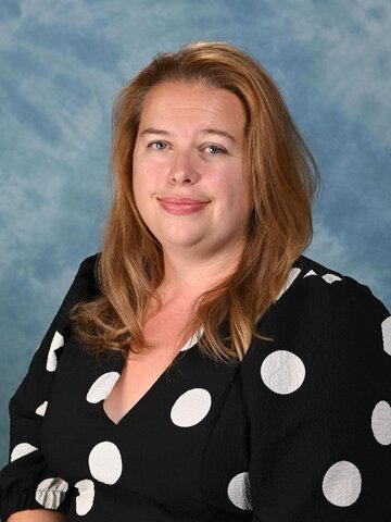 Miss Kinsey-Smith 