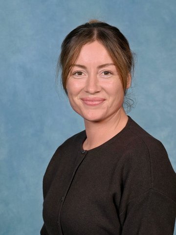 Miss J Downs