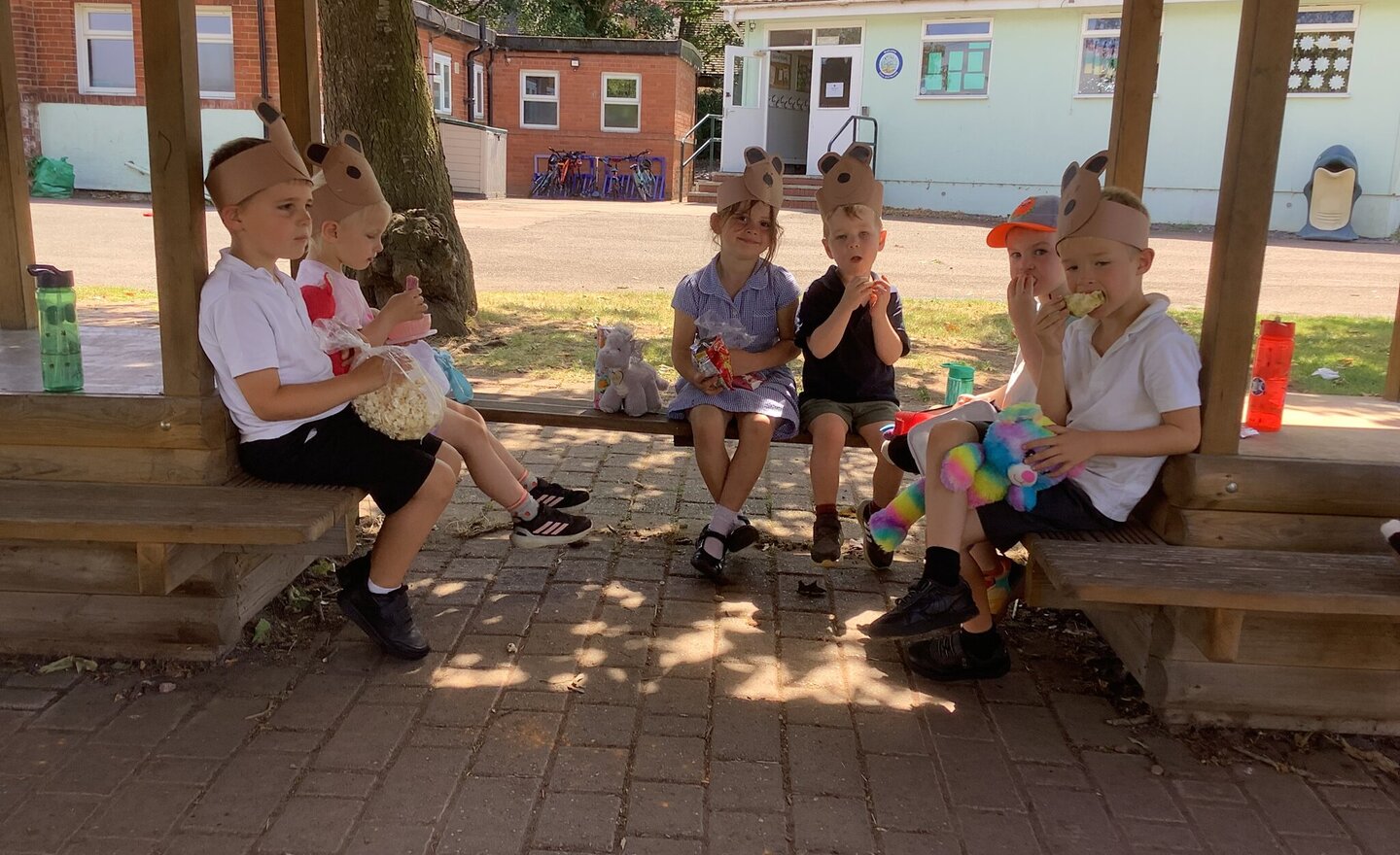 Image of Teddy bears picnic