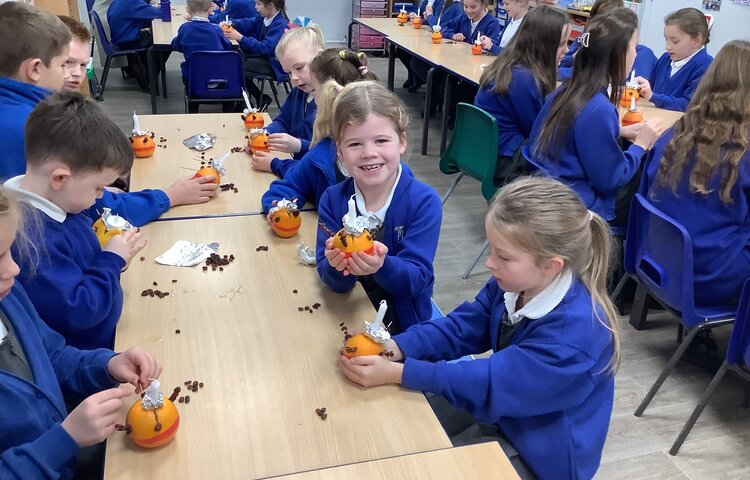 Image of Getting ready for Christingle