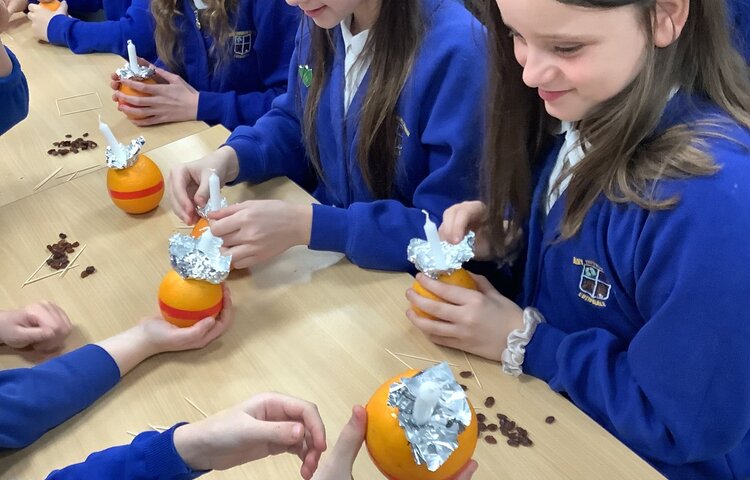 Image of Christingle Preparations