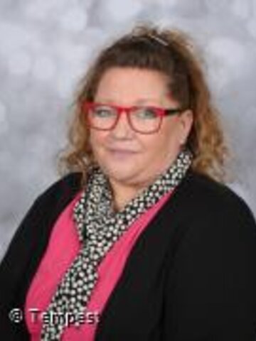 Miss. L. Dootson 