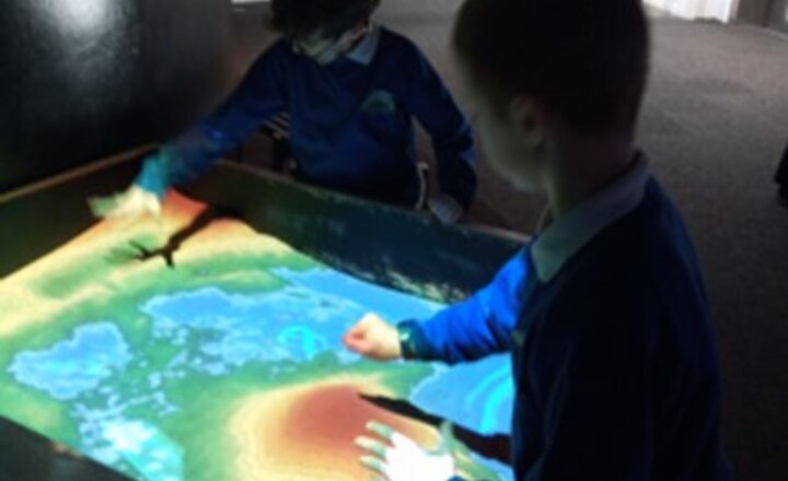 Image of Year 5 & 6 Trip to We are The Curious