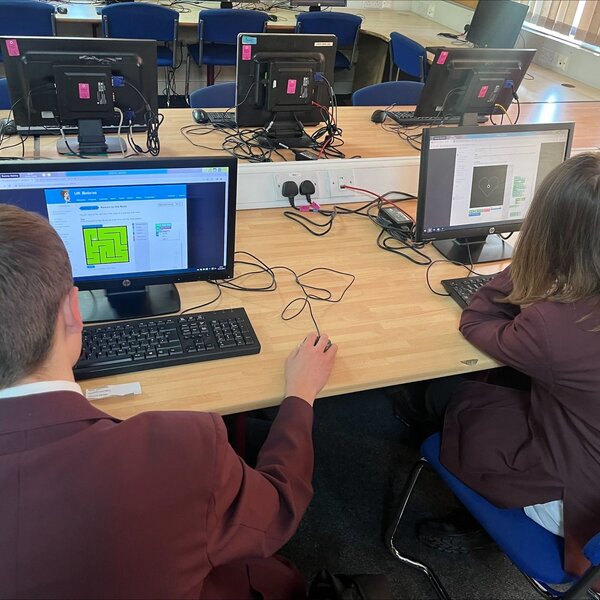 Image of Year 9 and 10 Computing