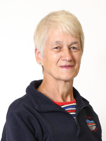 Mrs J Dendani