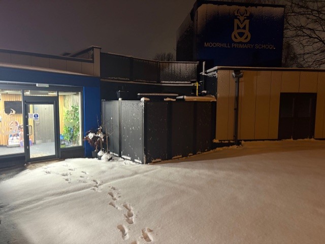 Image of Snow @ Moorhill  - school site closed.