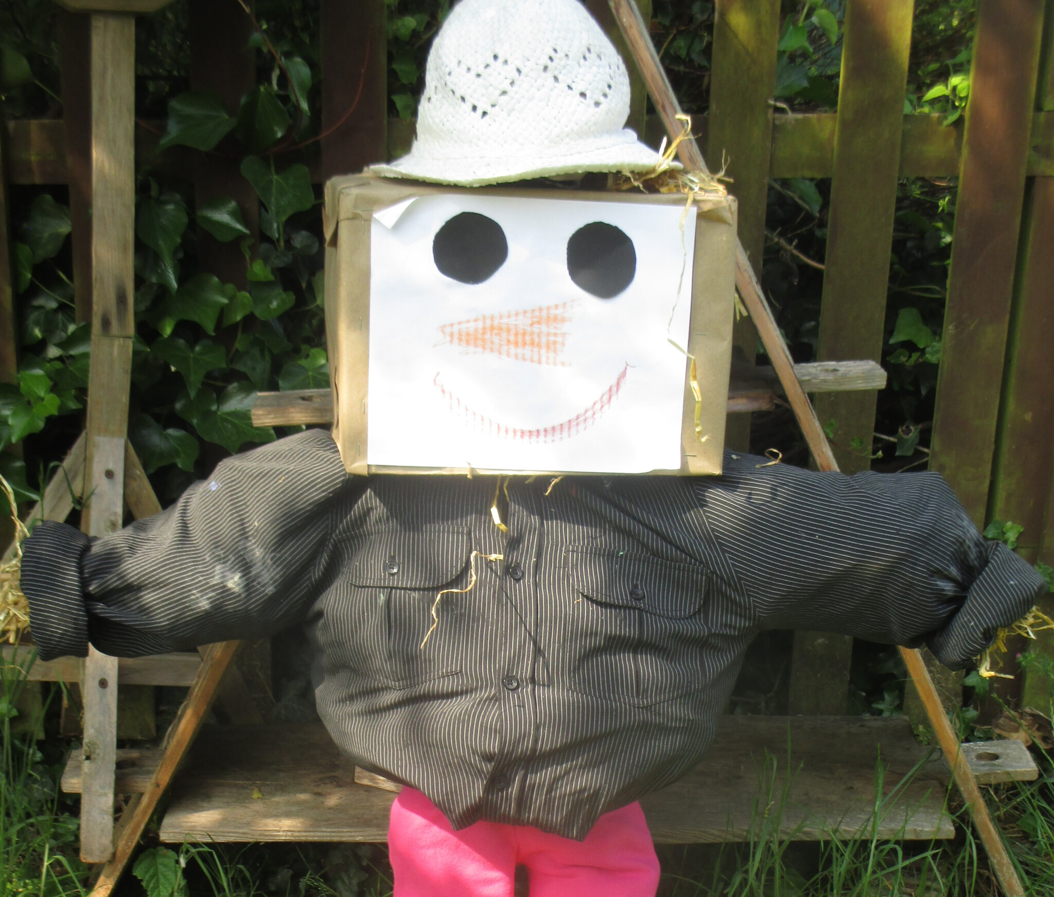 Image of NJG Class Update - Term 6 Week 3 - Scarecrow Building