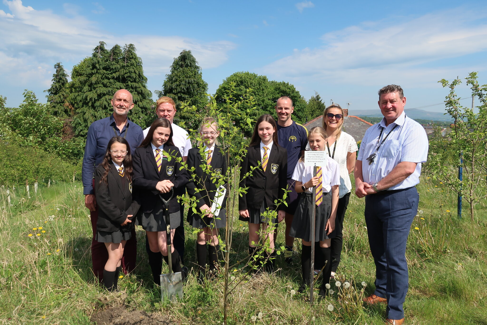 Image of Year 7 tree planting