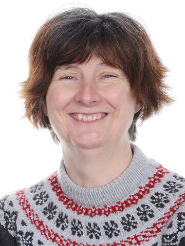 Mrs Linda Kamal