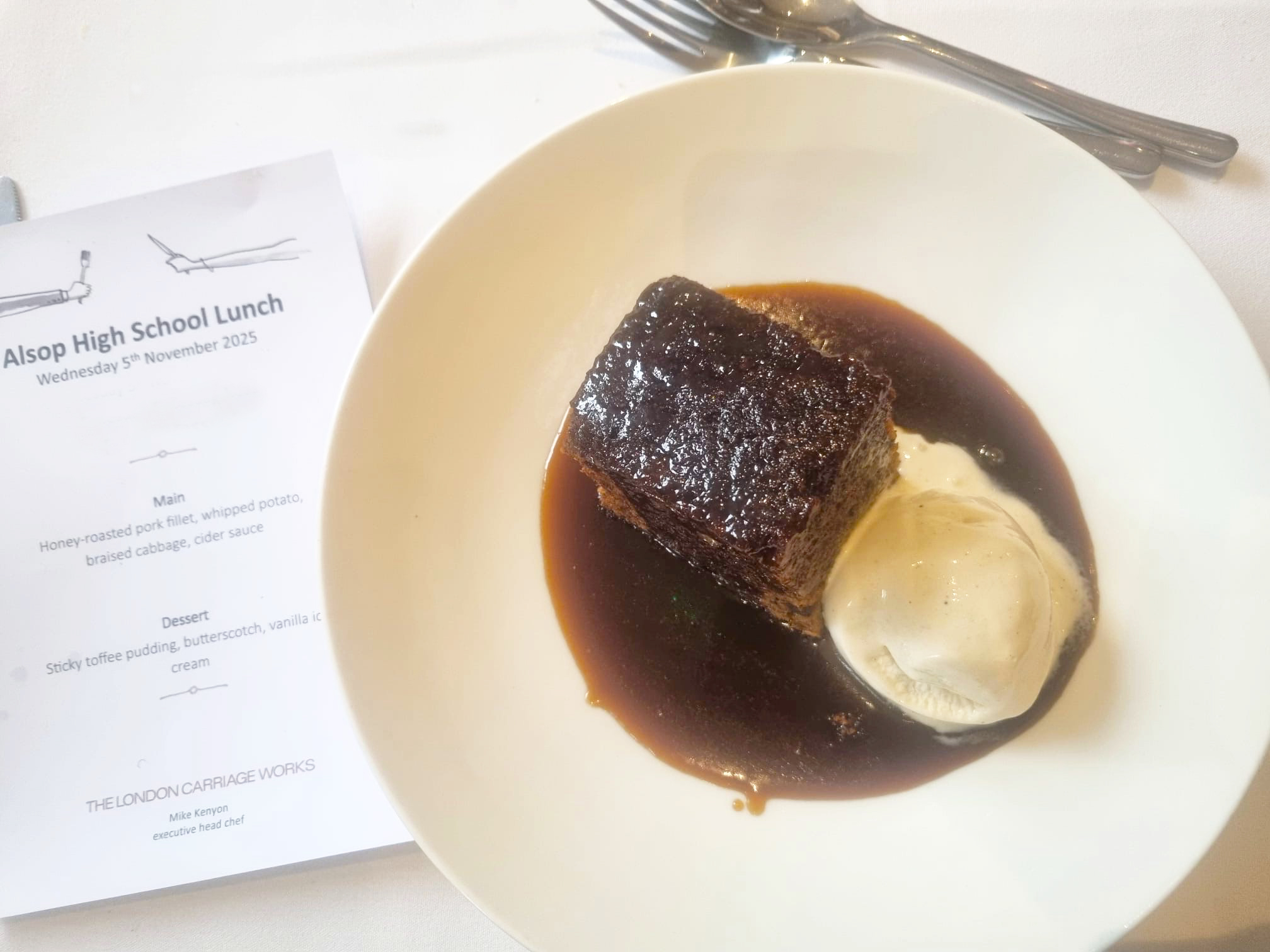 Image of Students experience Fine-Dining