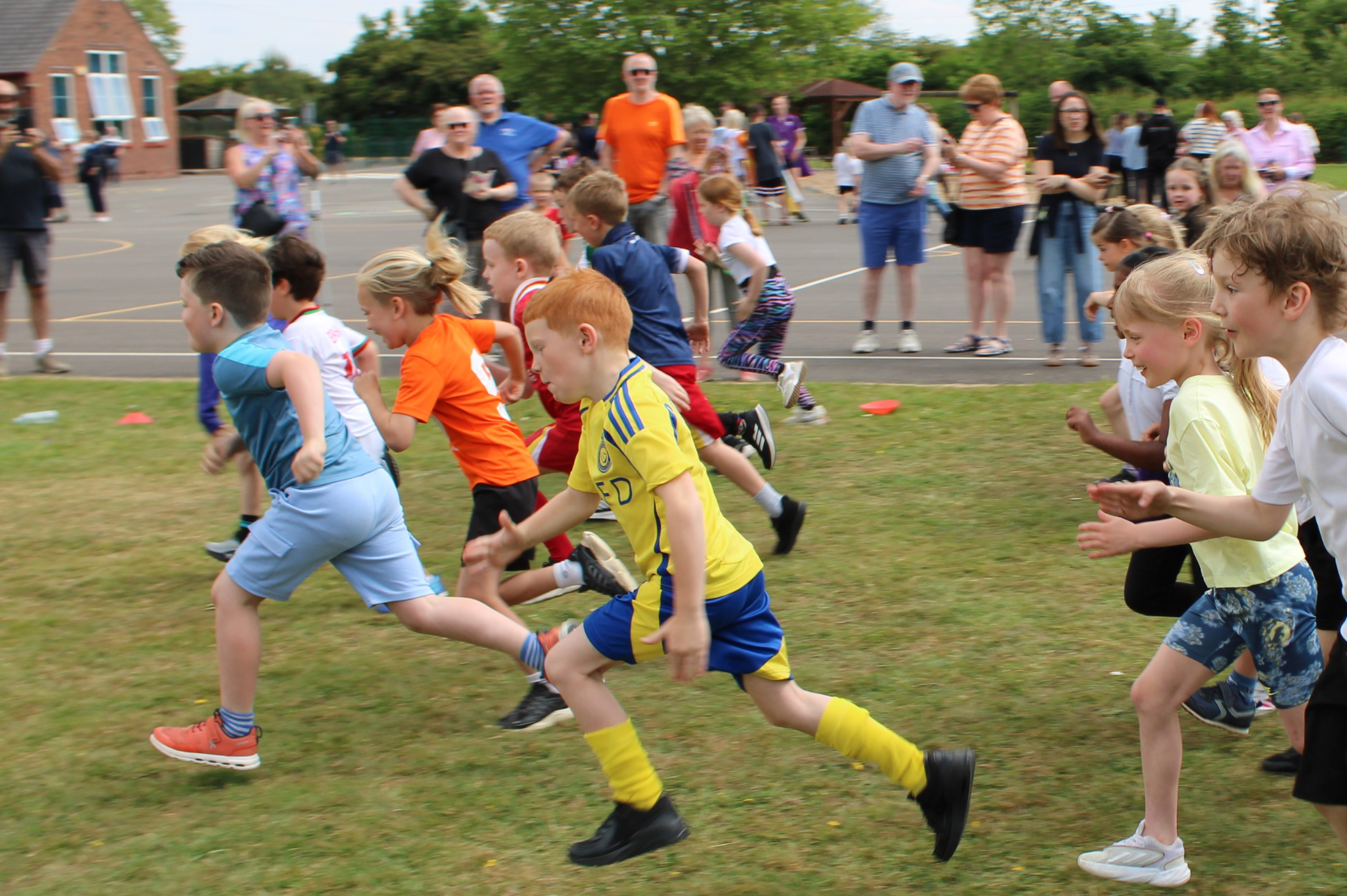 Image of Sponsored run raises over £3,000 for Village Hall 