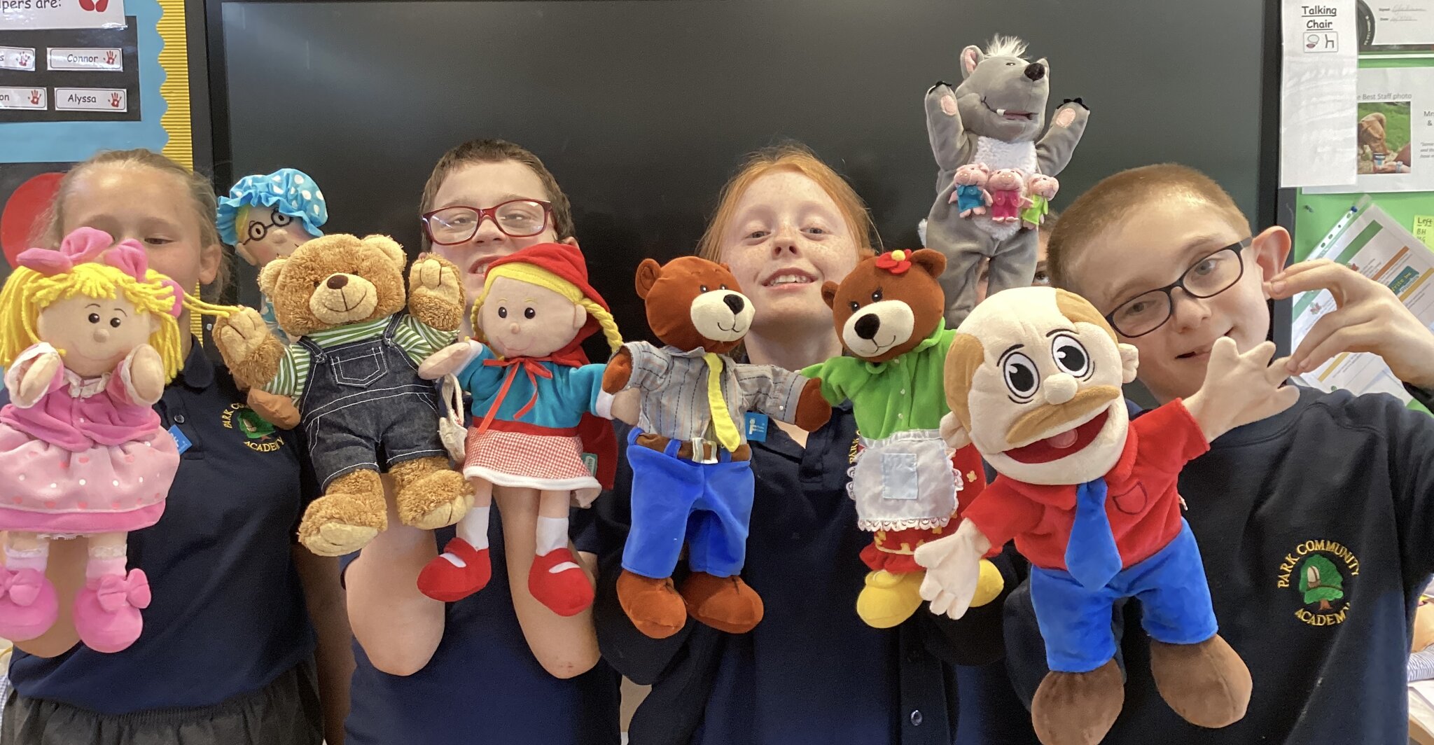 Image of More puppets in 2G!