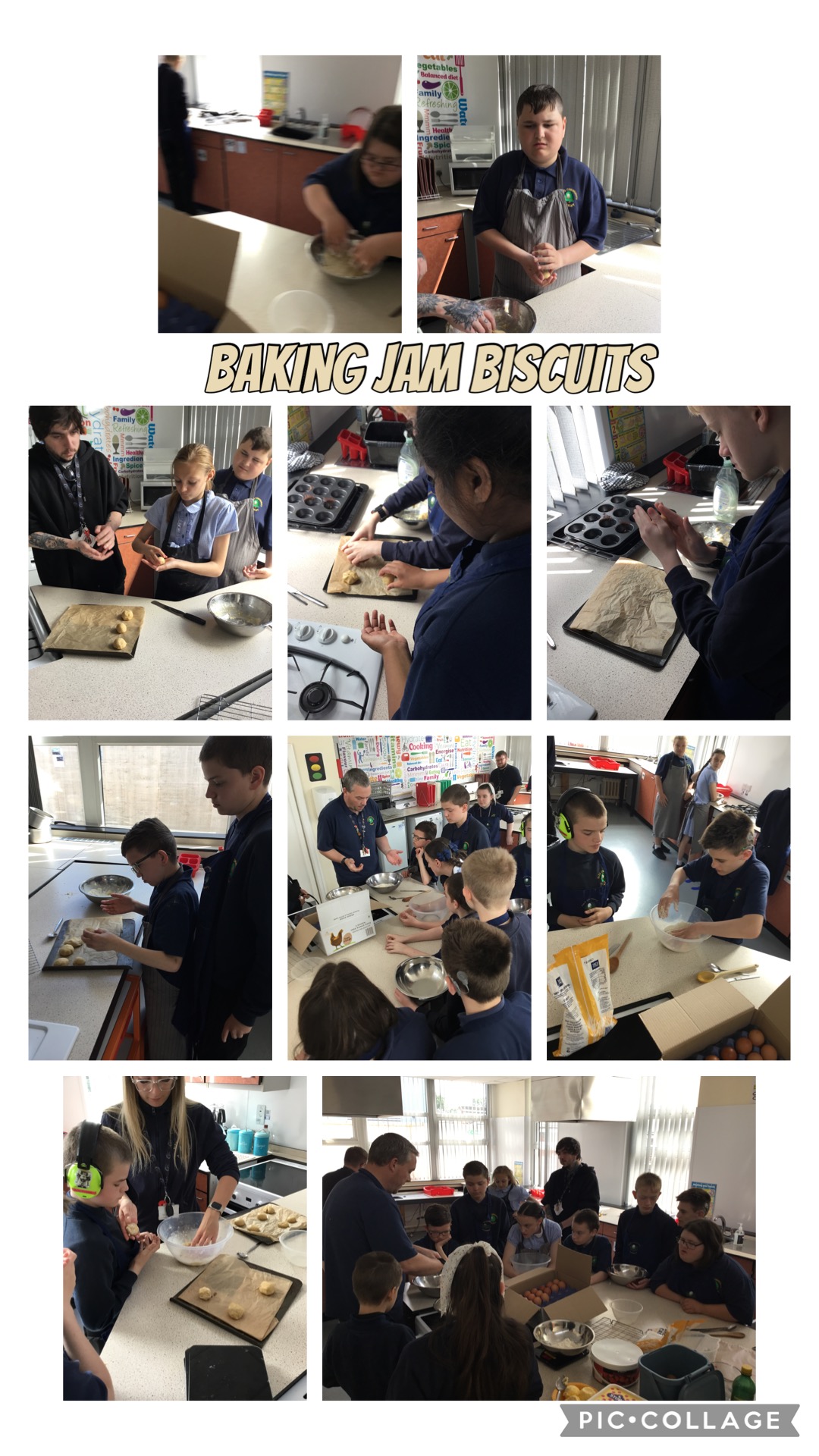 Image of Baking Jam biscuits ! 