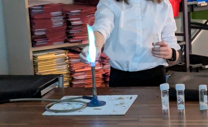 Image of Year 7 Science Club Lights Up With Colourful Flame Tests 
