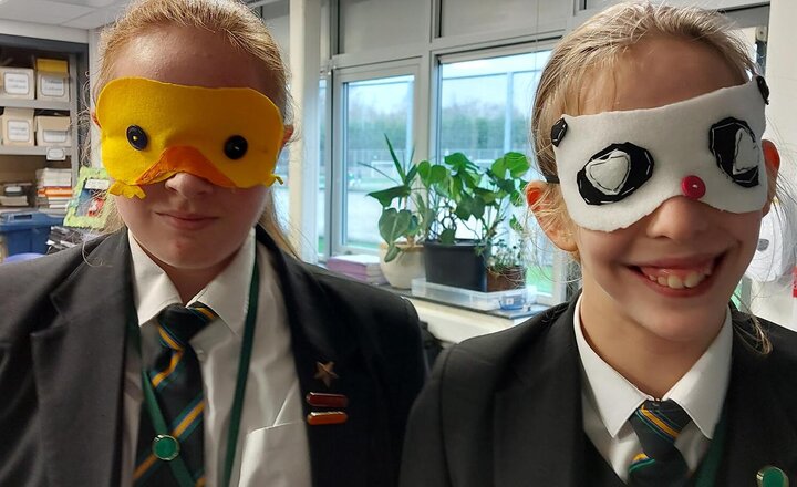 Image of Year 8 are seeing eye to eye in Design Technology