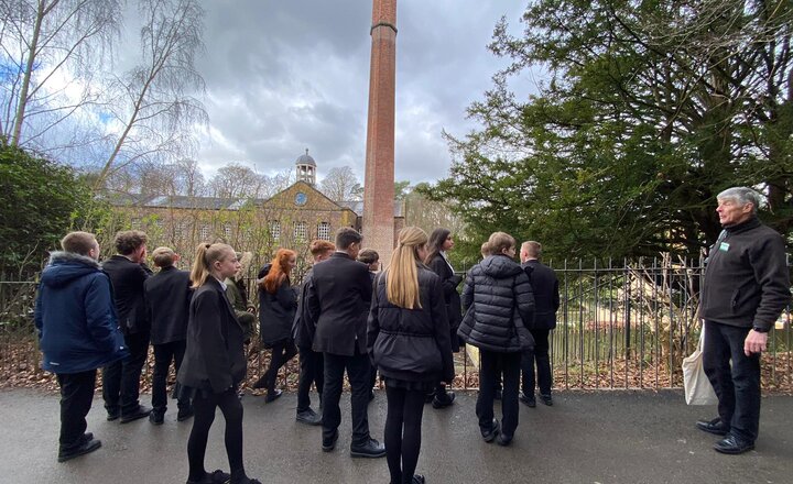 Image of Year 8 go back in time for History trip