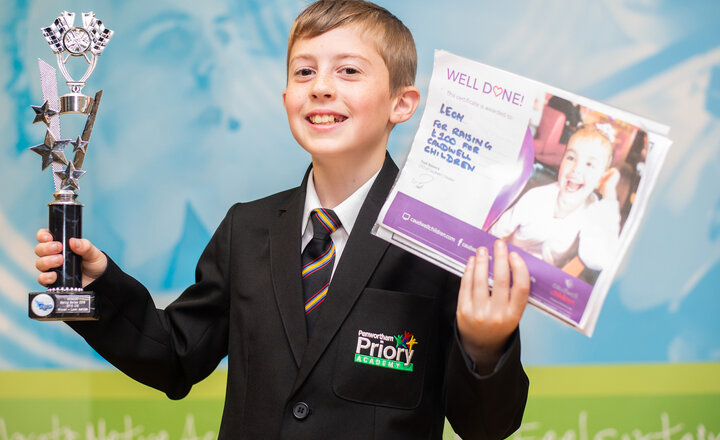 Image of Leon's fundraising fundraising is on track