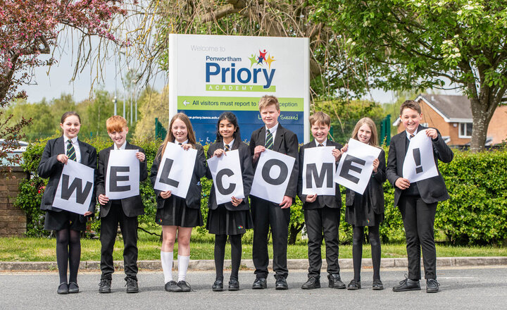 Image of Year 7 have a message for Year 6 pupils