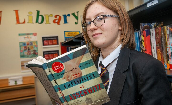 Image of Mrs Gidden's cool readers club - Cerys