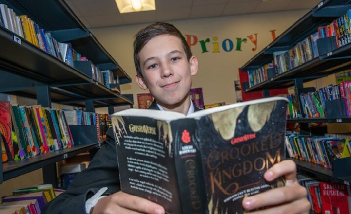 Image of Mrs Gidden's cool reader's club - Thomas