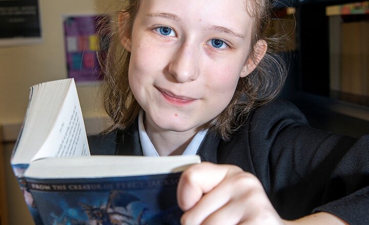 Image of Mrs Gidden's Cool Readers Club - Courtney