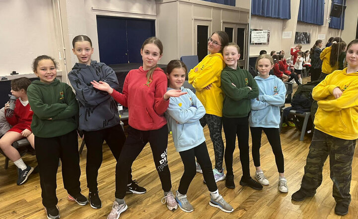 Image of Primaries learn to dance at Priory