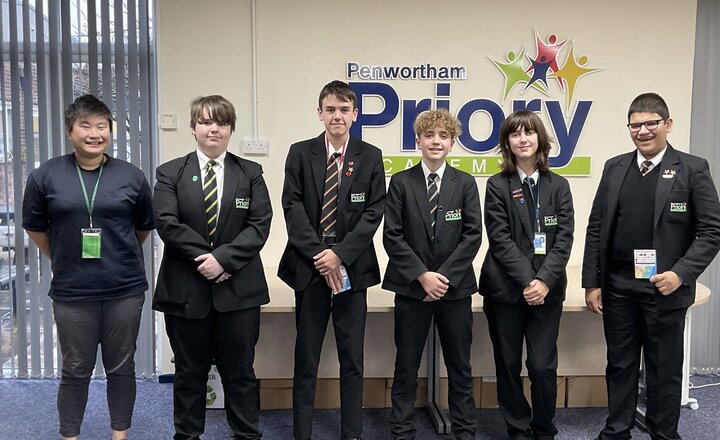 Image of Year 10 pupils qualify as peer mentors