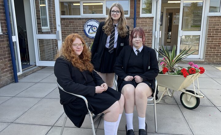 Image of Year 9 Pupils Commended for  Attempt to Save Injured Bird