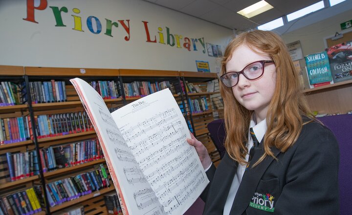 Image of Mrs Gidden's cool readers club - Ellie