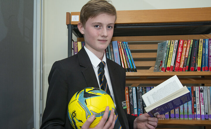 Image of Mrs Gidden's cool readers club - Logan