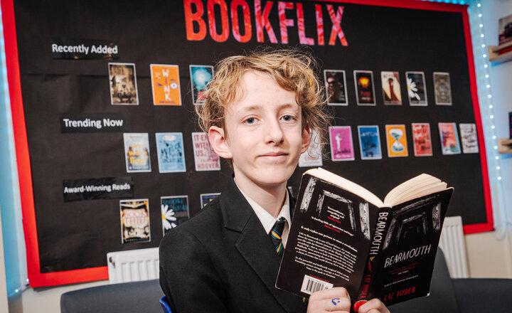 Image of Mrs Gidden's cool reader's club - Junior