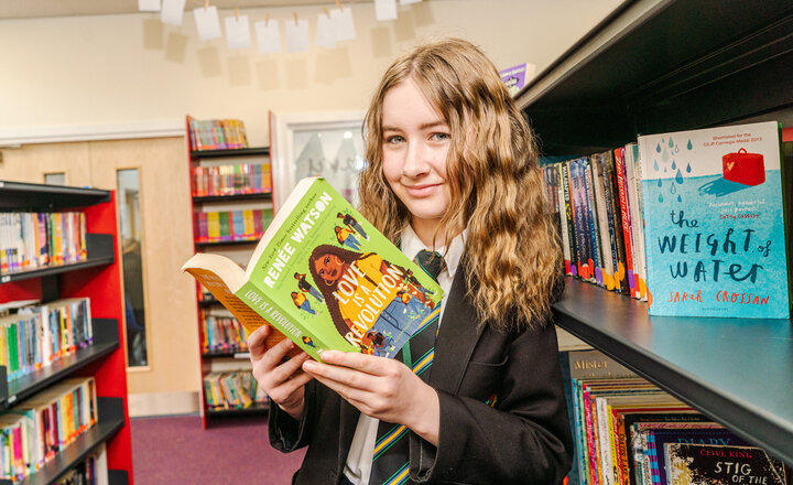 Image of Mrs Elliott's cool reader's club - Maisie