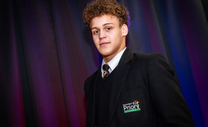 Image of Year 11 Pupil Shows He Has Knock Out Talent In The Boxing Ring