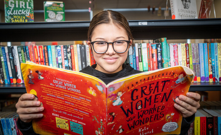 Image of Mrs Elliott's cool reader's club - Sandra