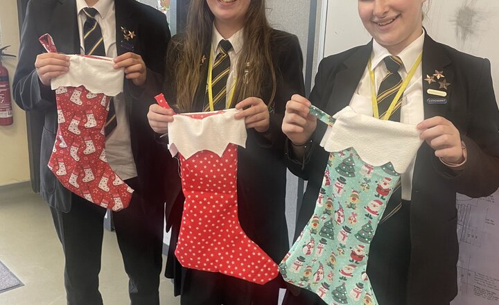 Image of Christmas comes early at Textiles Club