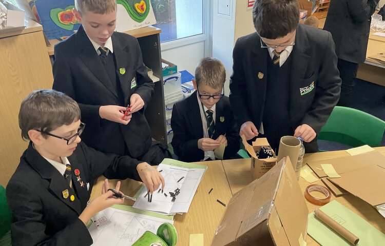 Image of Year 8 Shake Up Learning To Build  Earthquake-Resistant Structures 