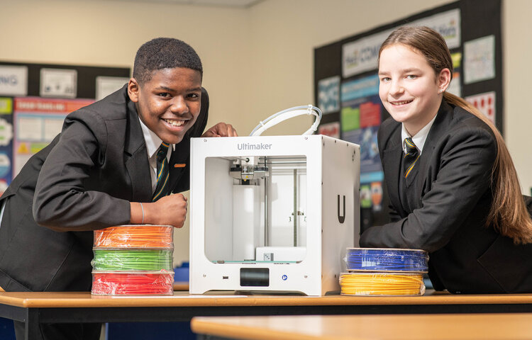 Image of Year 8 join 3D printer workshop