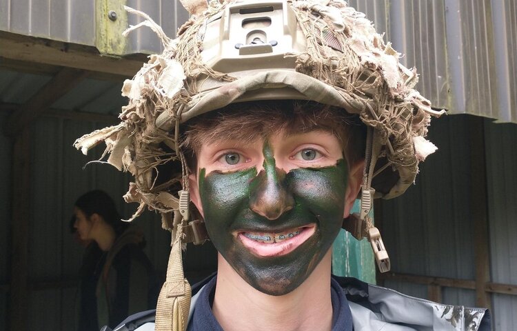 Image of Key Stage 4 pupils meet the Army at careers day