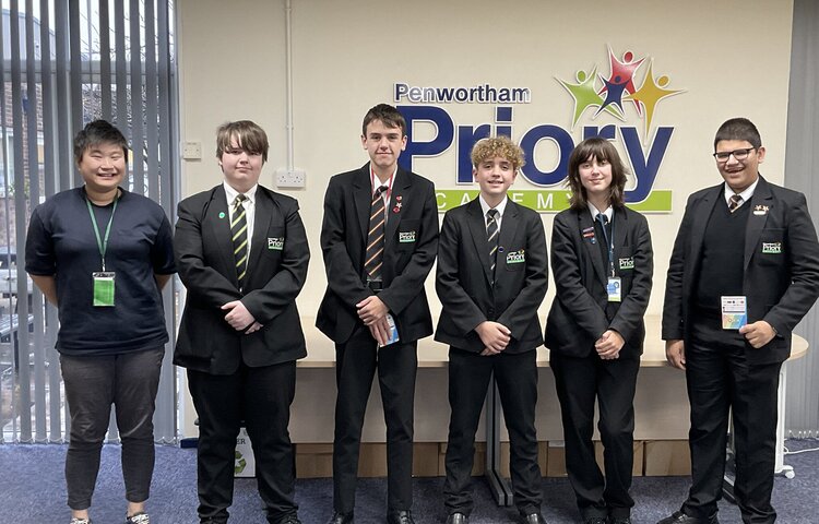 Image of Year 10 pupils qualify as peer mentors