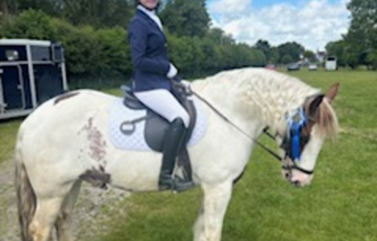 Image of Year 8 pupil rides into success at horse event