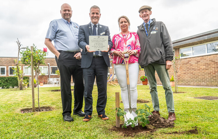 Image of Our gardens receive a gift from Bulgaria 