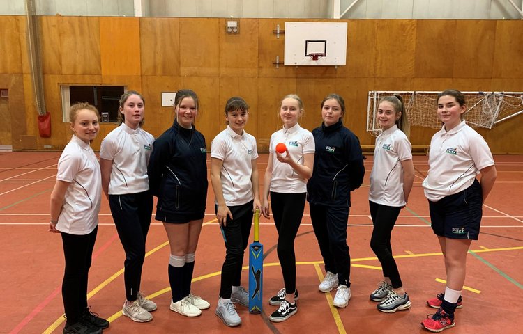 Image of Girls cricket team through to Lancashire finals