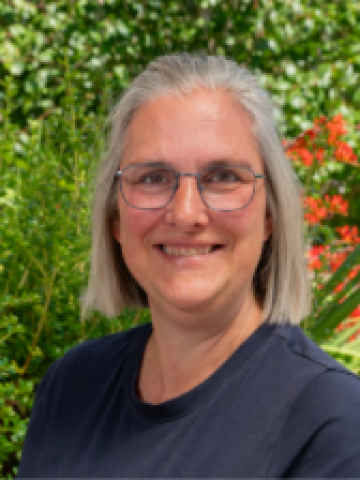 Mrs G Gale