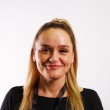  Miss McLoughlin