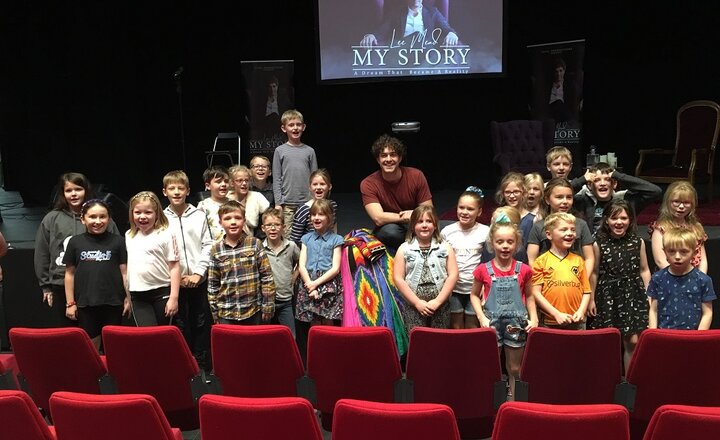 Image of Performing Arts Group meet Lee Mead