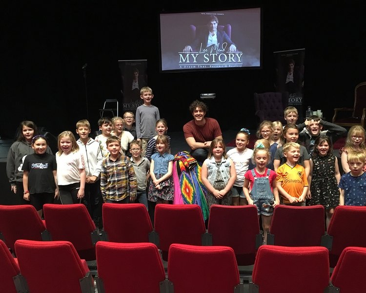 Image of Performing Arts Group meet Lee Mead