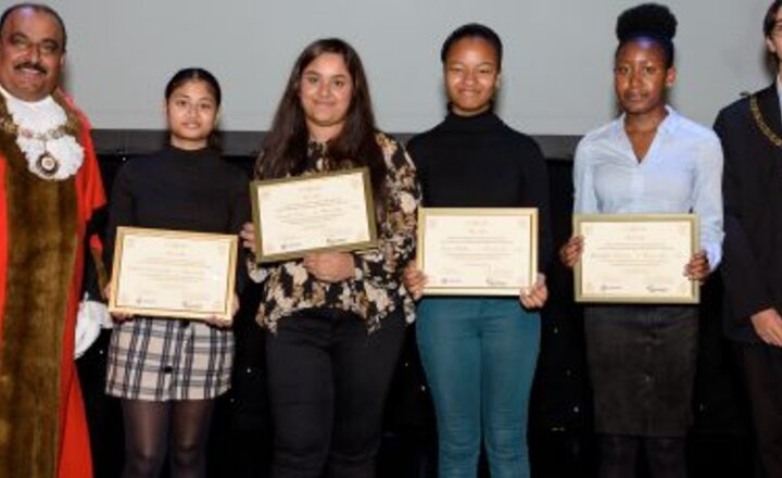Image of Year 12 Colin Pond Award Winners