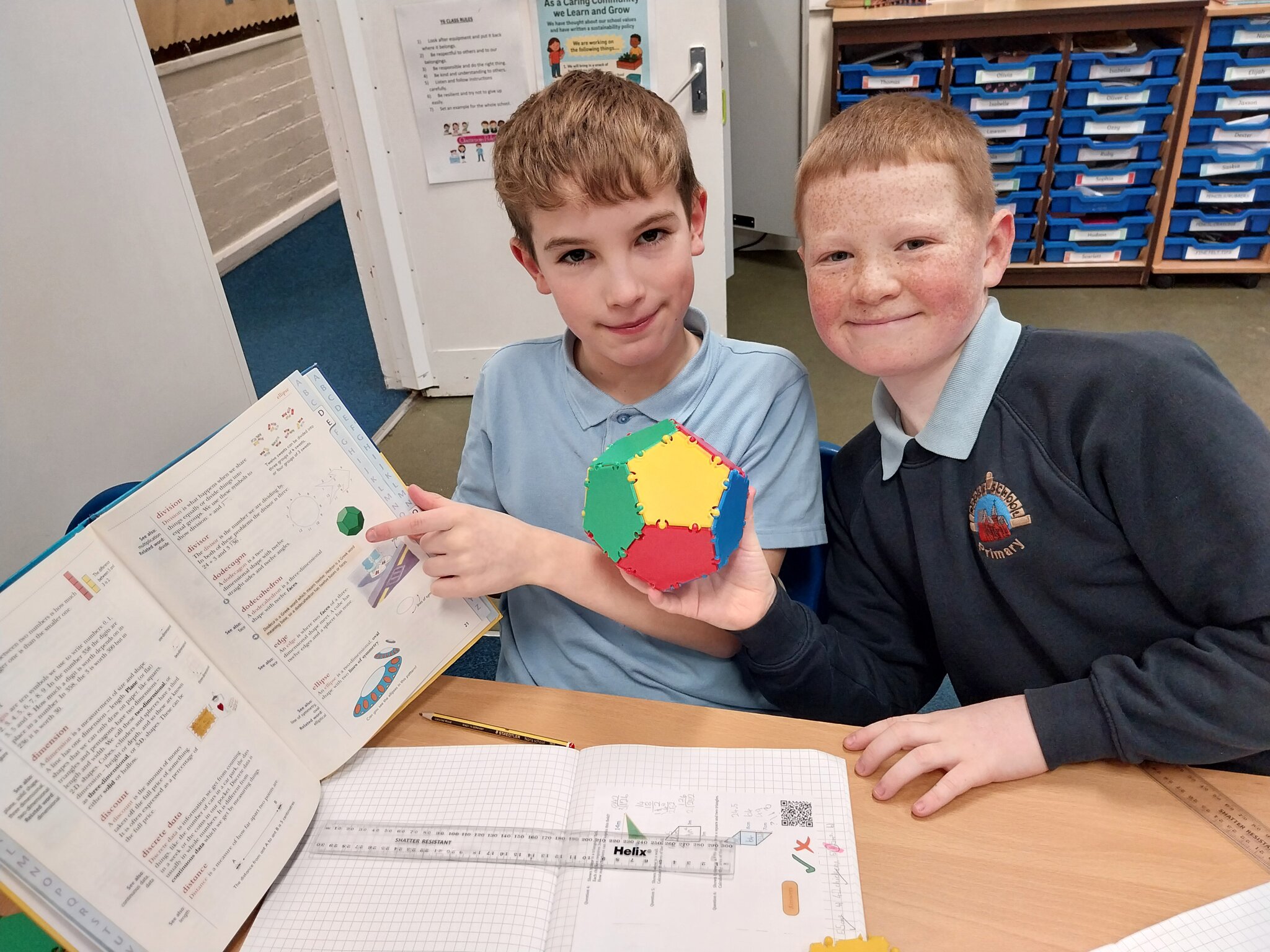 Image of Y6 -Drawing and making nets of 3D shapes