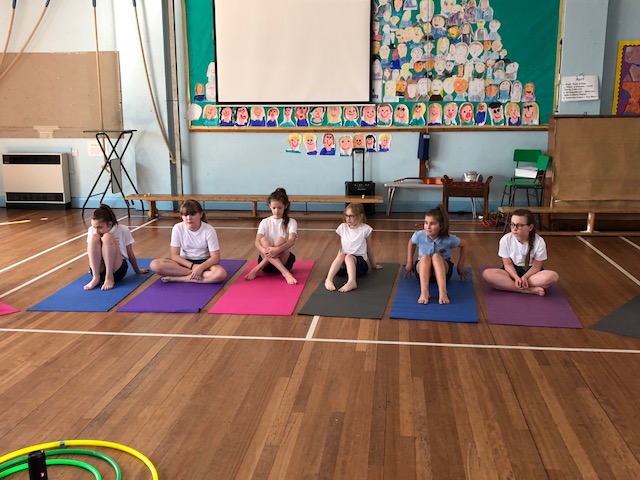 Image of Year 6 do Yoga.  