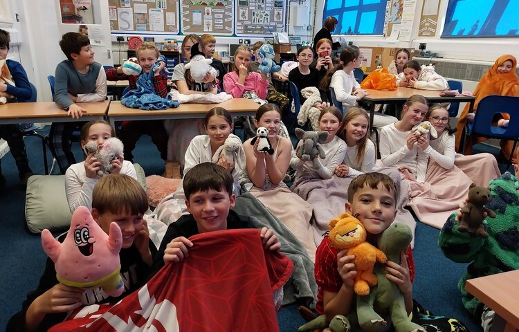 Image of Year 6 Strive for Five treat afternoon 